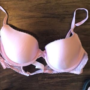 Victoria’s Secret light pink bra size 36 b